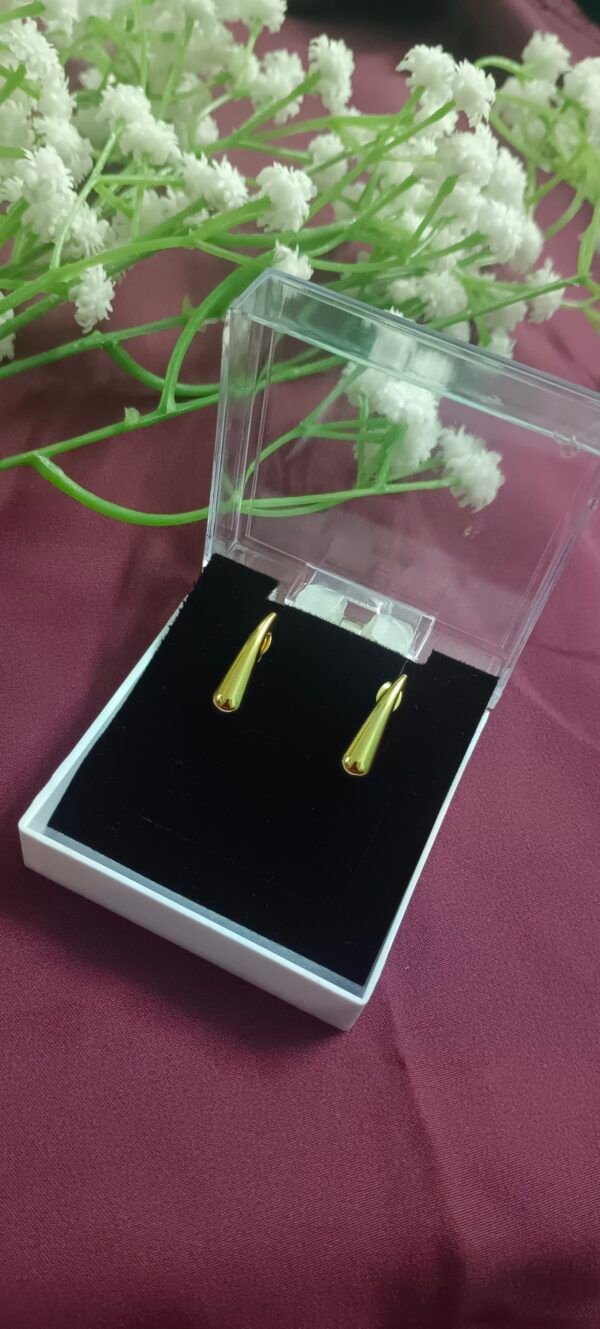 Royal 'N' Reesh 18K Gold Plated Minimalist Teardrop Earrings for Women and Girls | Trendy Versatile Jewellery | Light Exquisite Luxury Jewellery | Stylish Earrings for Women | Yellow Gold Plated Trendy Earrings | Gift Ideas for Women & Girls | Celebrity Fashion Fancy Earrings - Image 4