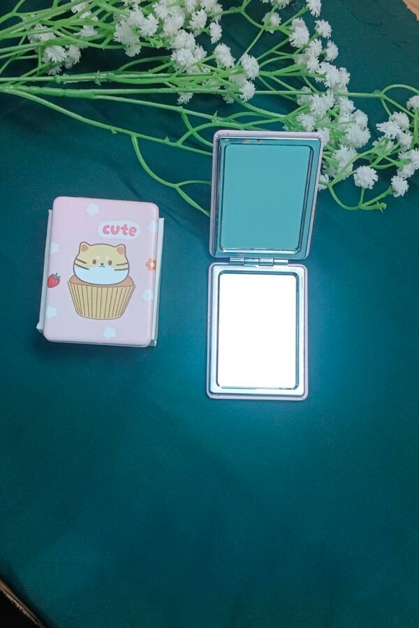 Royal 'N' Reesh Cute Pocket Mirror - Image 2